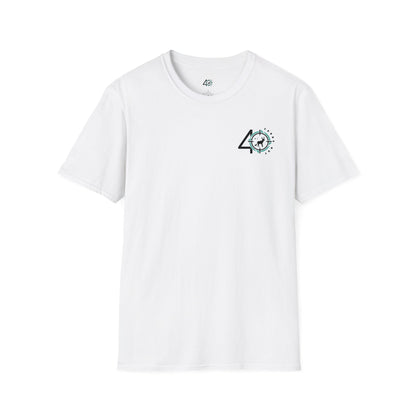 40 YARDS OUT Black Retriever Duck Watch Unisex Softstyle T-Shirt