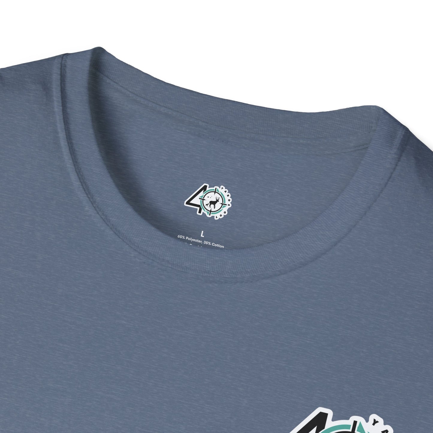40 YARDS OUT Black Retriever Duck Watch Unisex Softstyle T-Shirt