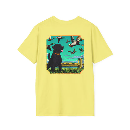 40 YARDS OUT Black Retriever Duck Watch Unisex Softstyle T-Shirt